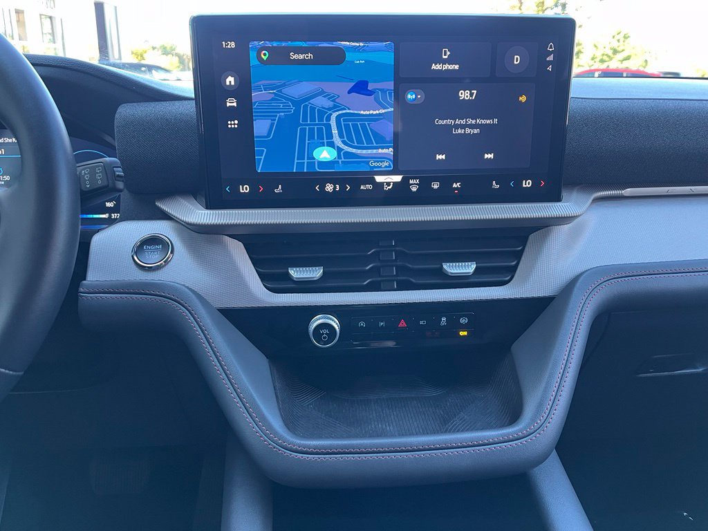 Certified 2025 Ford Explorer Active AWD/4WD image 30