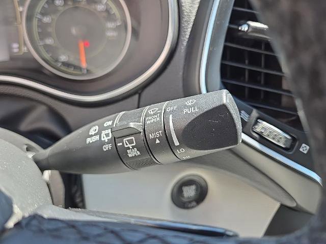 Used 2021 Jeep Cherokee Latitude Plus image 25