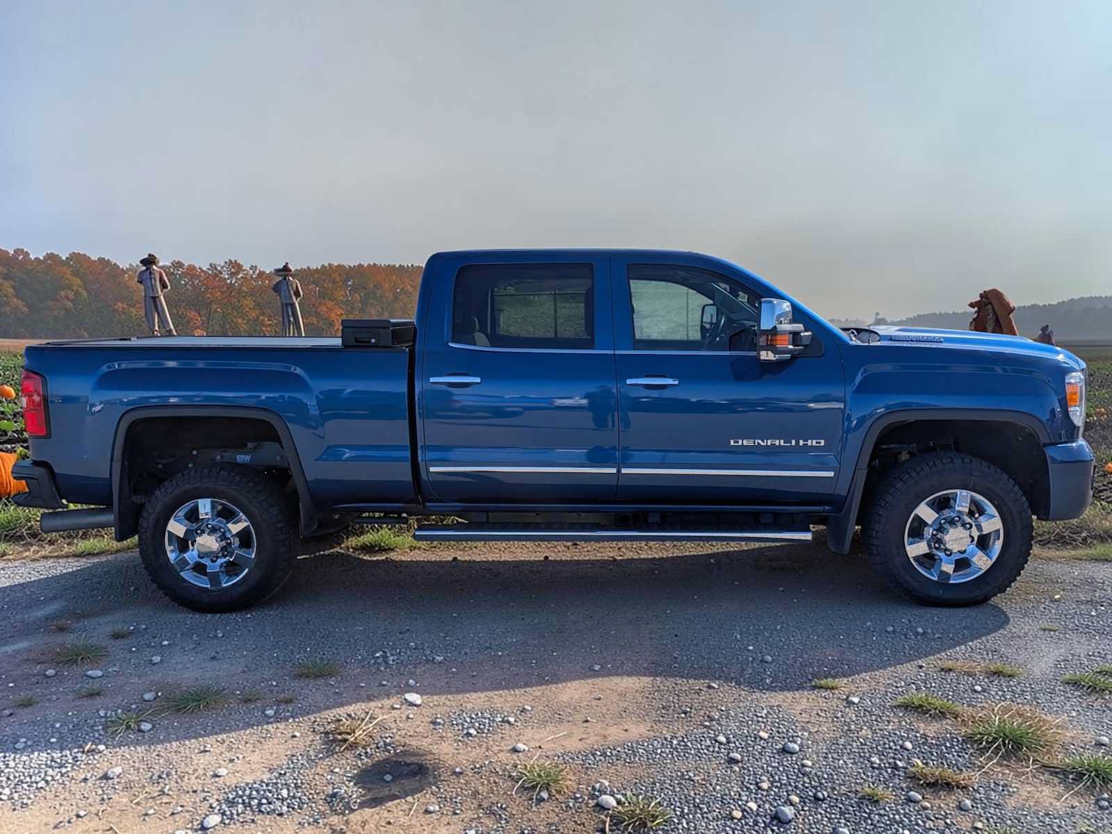 Used 2017 GMC Sierra 3500 Denali w/ Duramax Plus Package AWD/4WD image 7