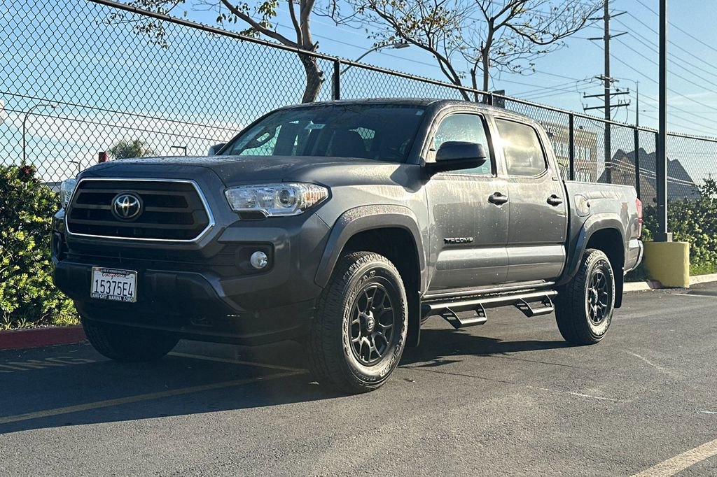Used 2021 Toyota Tacoma SR5 w/ Blackout Package (TMS) image 10