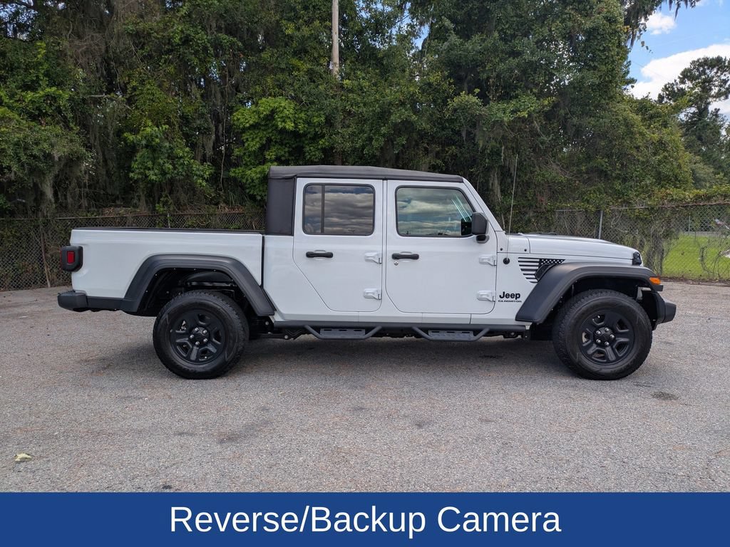 Used 2022 Jeep Gladiator Sport AWD/4WD image 3