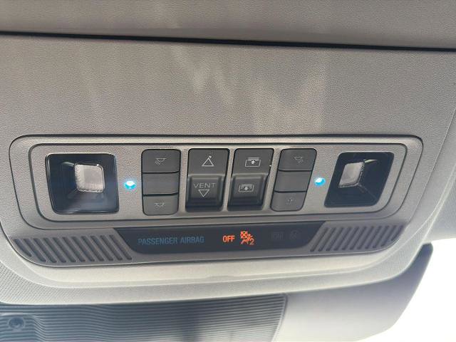 Certified 2023 Ford Explorer XLT w/ Equipment Group 202A AWD/4WD image 32