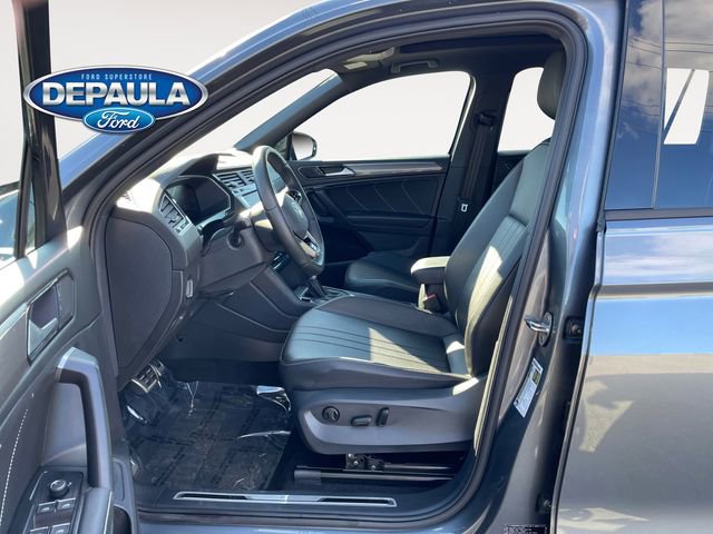 Used 2024 Volkswagen Tiguan SE R-Line image 11