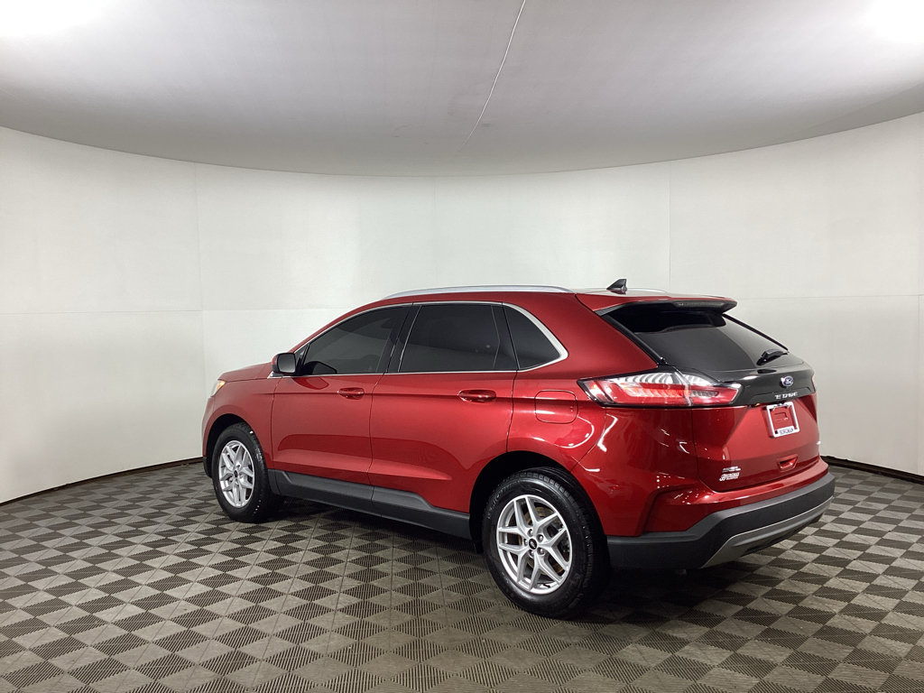 Certified 2024 Ford Edge SEL w/ Convenience Package AWD/4WD image 4