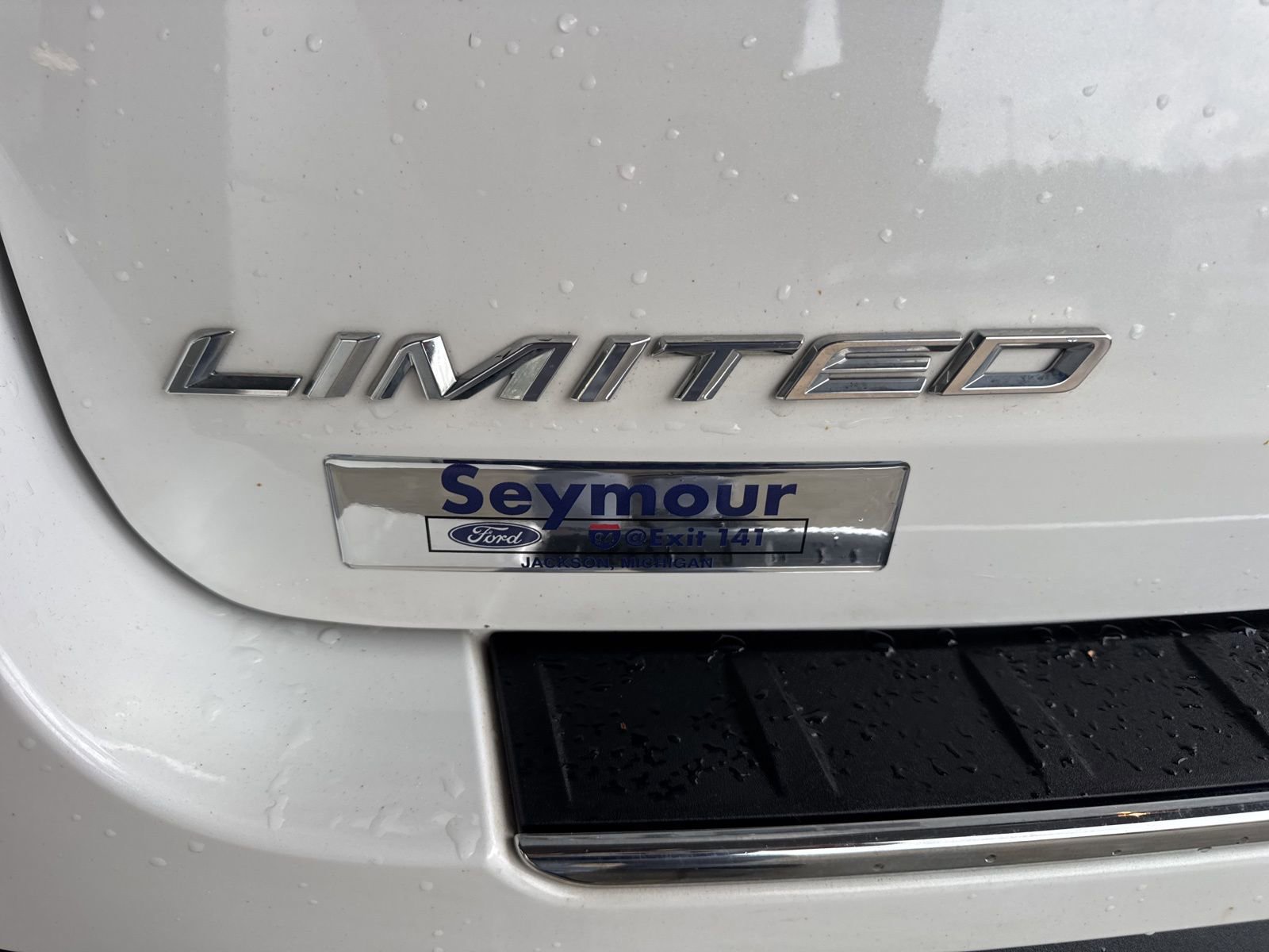 Certified 2023 Ford Explorer Limited w/ Limited Technology Package AWD/4WD image 16