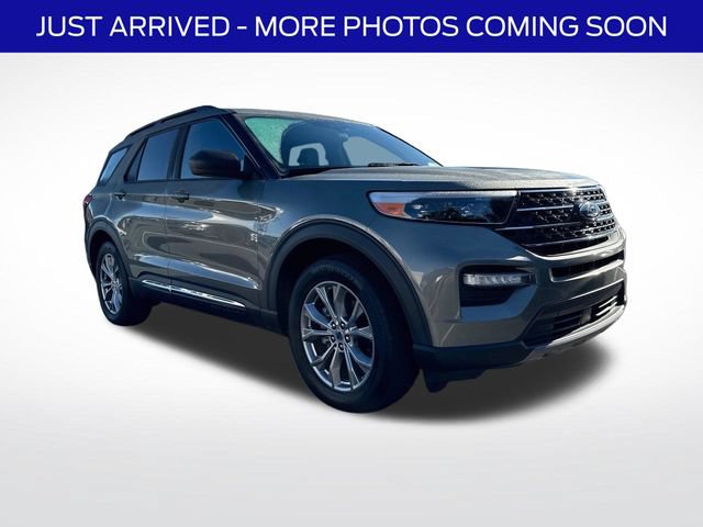 Certified 2020 Ford Explorer XLT w/ Equipment Group 202A AWD/4WD image 1