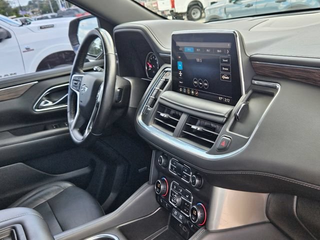 Used 2021 Chevrolet Tahoe Z71 w/ Z71 Off-Road Package AWD/4WD image 13