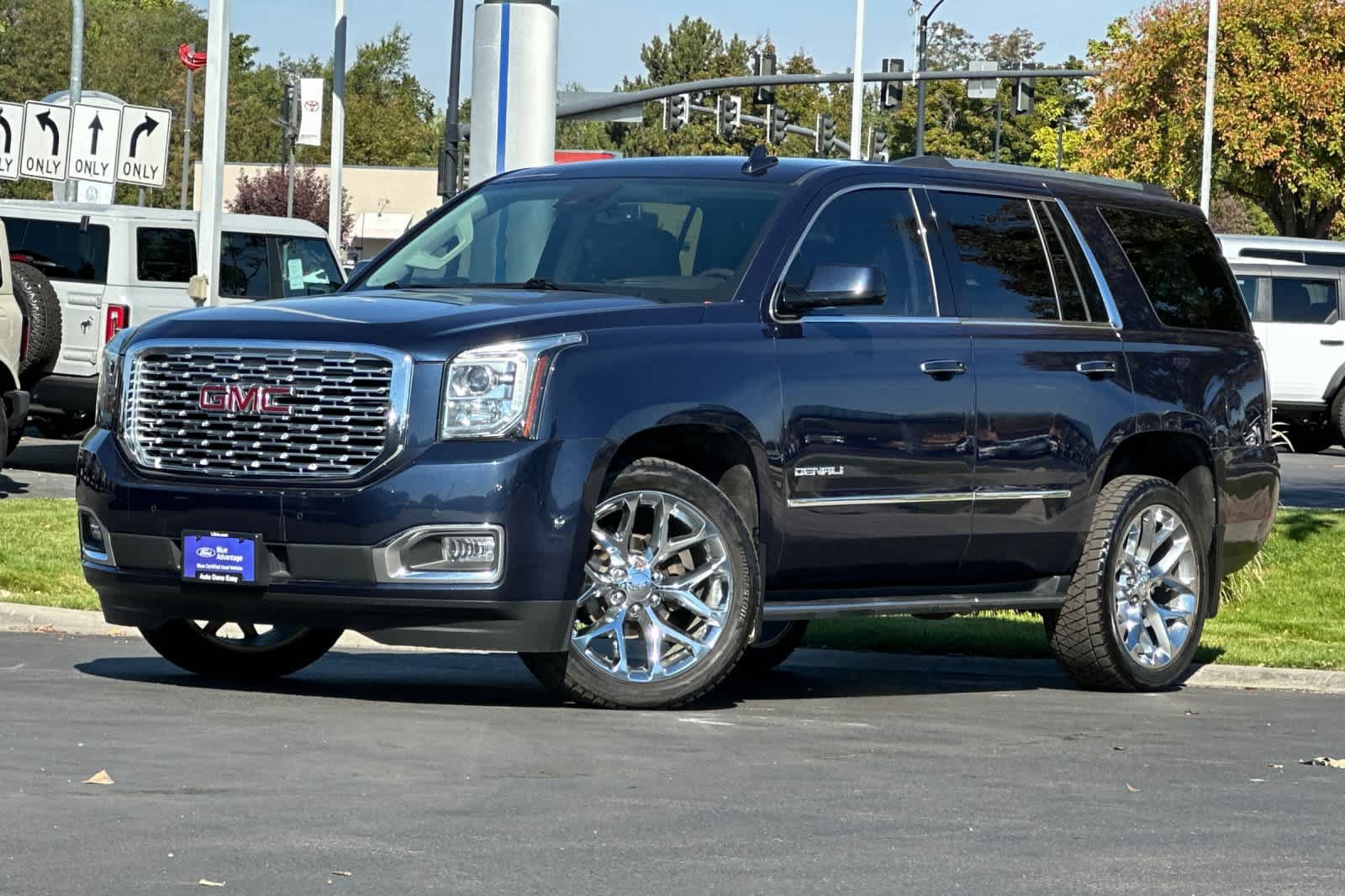 Used 2020 GMC Yukon Denali AWD/4WD image 1