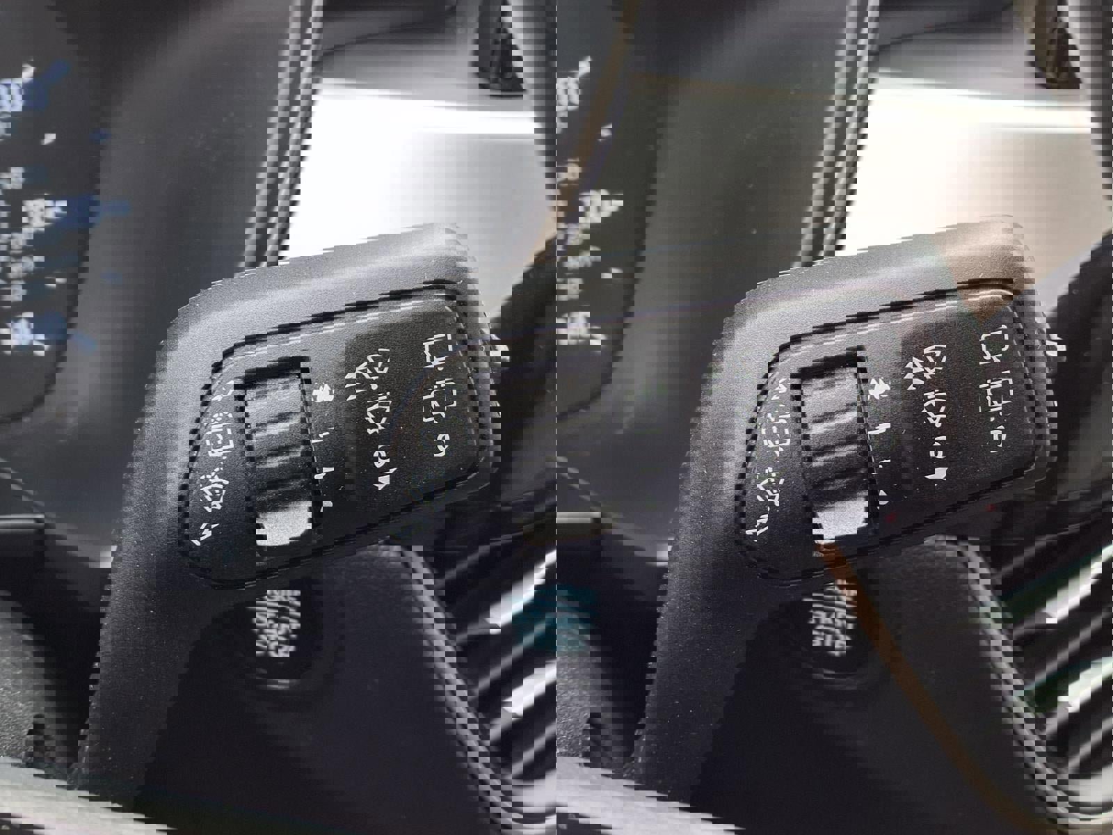 Certified 2022 Ford Escape SEL image 16