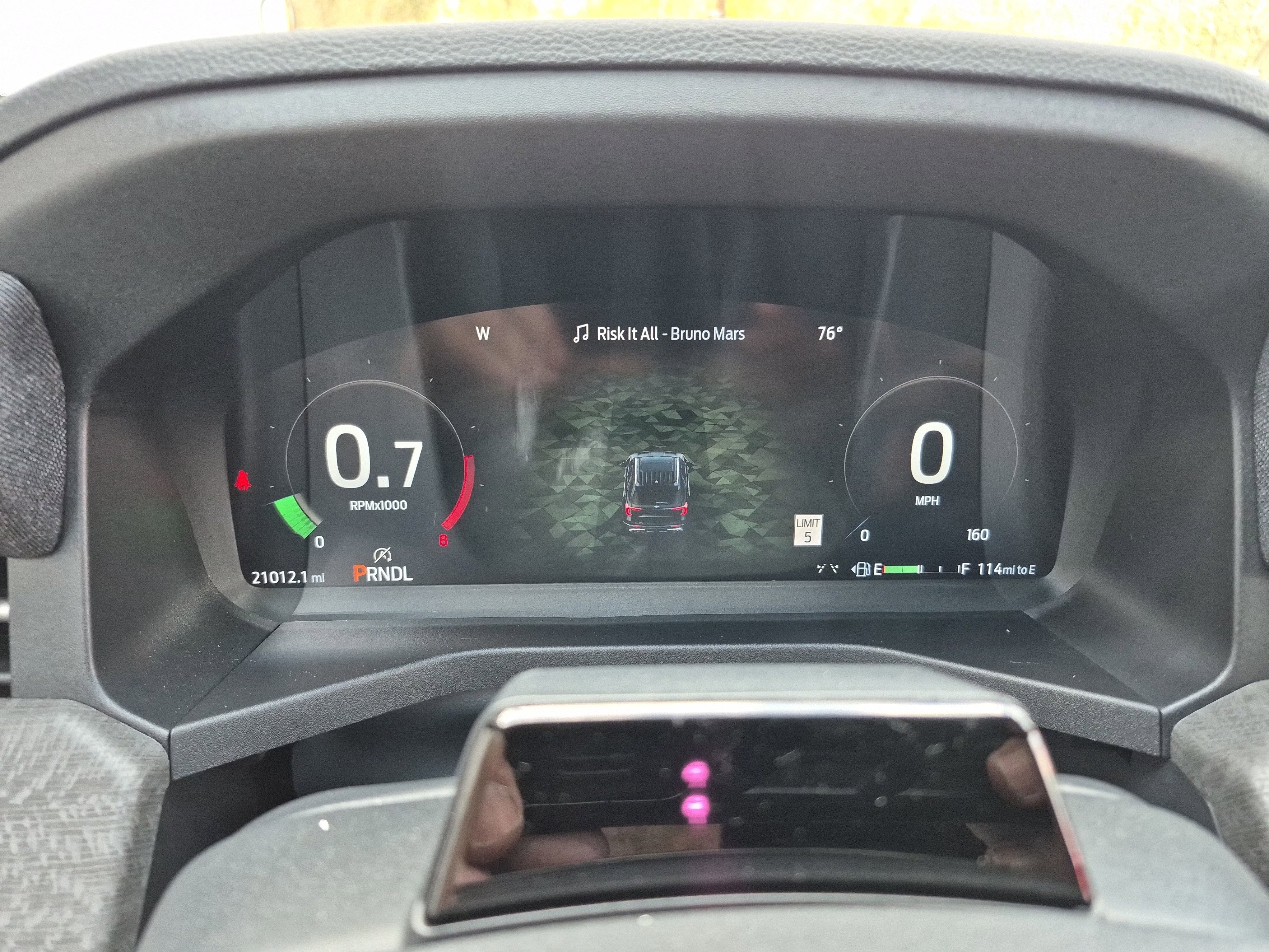 Certified 2025 Ford Explorer Platinum image 24