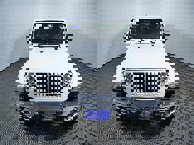 Used 2022 Jeep Wrangler Unlimited Sahara w/ Cold Weather Group image 3