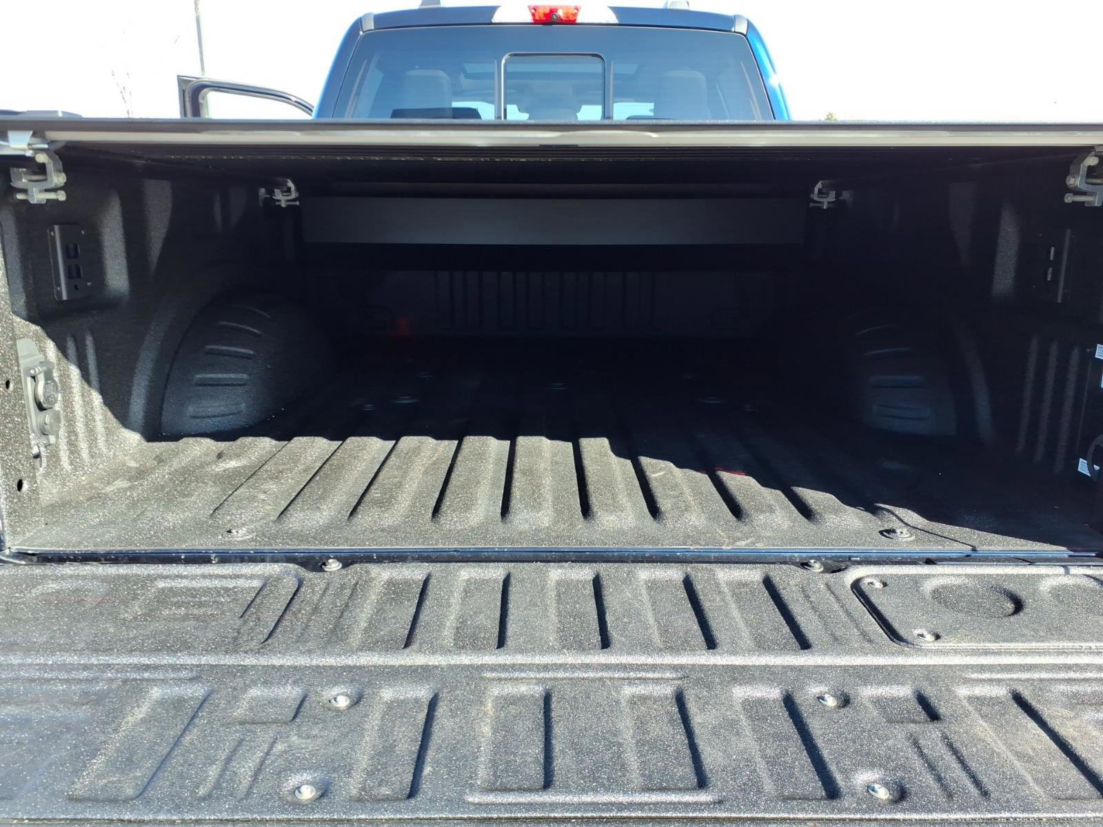 Certified 2025 Ford F350 Platinum w/ Platinum Plus Package image 22