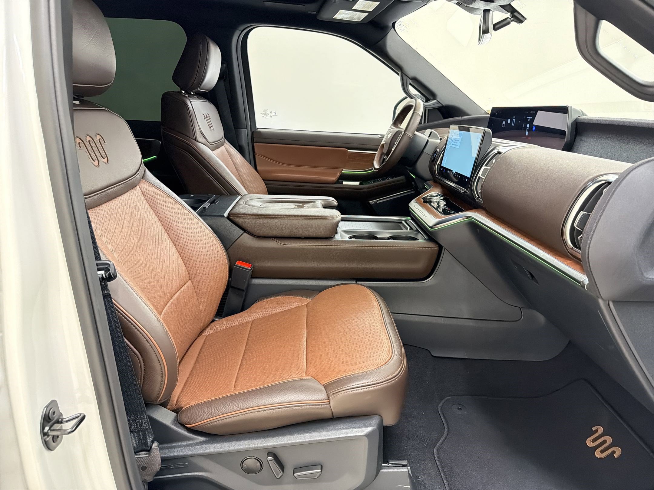 Certified 2025 Ford Expedition King Ranch AWD/4WD image 31