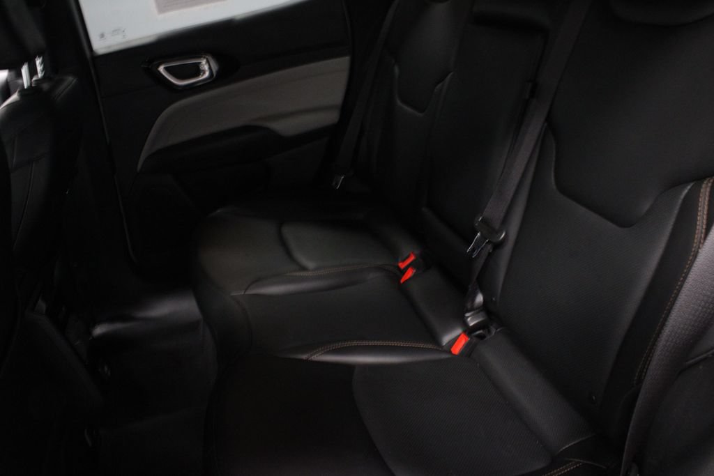 Used 2023 Jeep Compass Limited AWD/4WD image 21