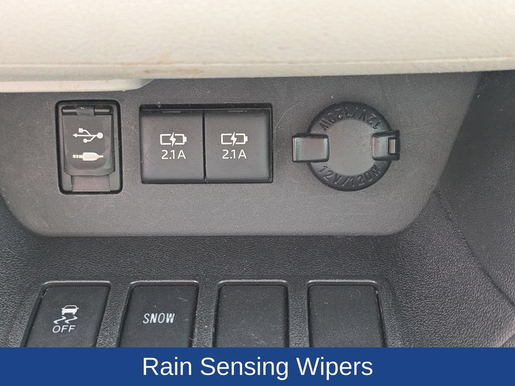 Used 2018 Toyota Highlander Limited Platinum FWD image 28