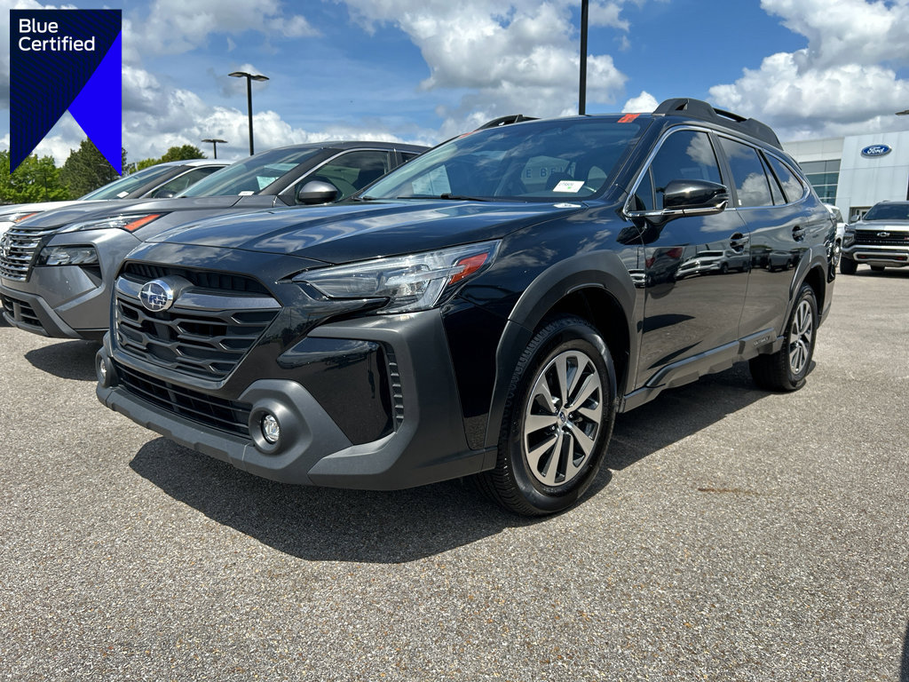 Used 2023 Subaru Outback Premium image 1