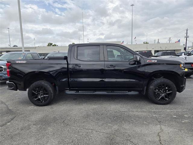 Used 2022 Chevrolet Silverado 1500 LT Trail Boss w/ Convenience Package II AWD/4WD image 4