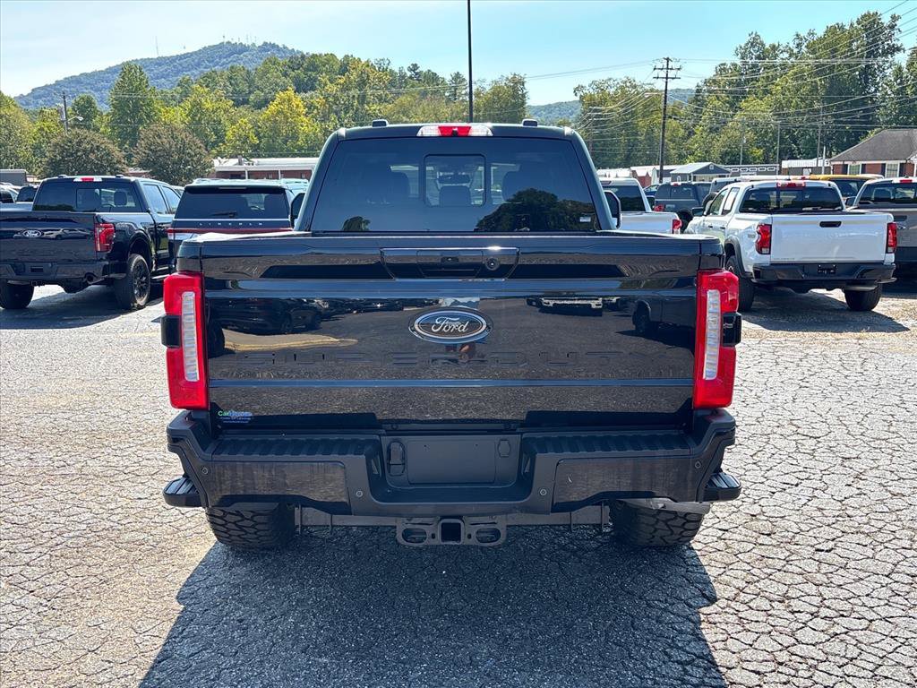 Certified 2024 Ford F250 Lariat w/ Lariat Ultimate Package AWD/4WD image 6