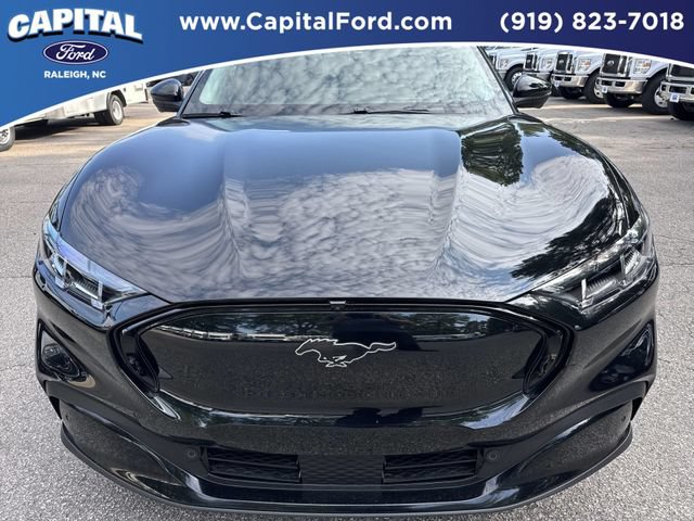 Certified 2025 Ford Mustang Mach-E Premium AWD/4WD image 10