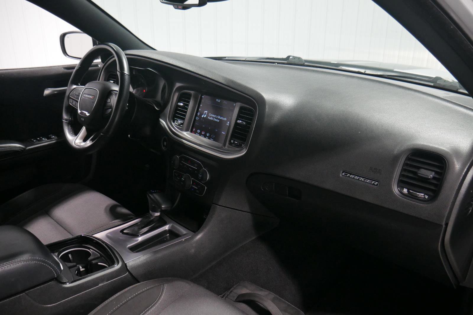 Used 2022 Dodge Charger SXT w/ Blacktop Package image 14