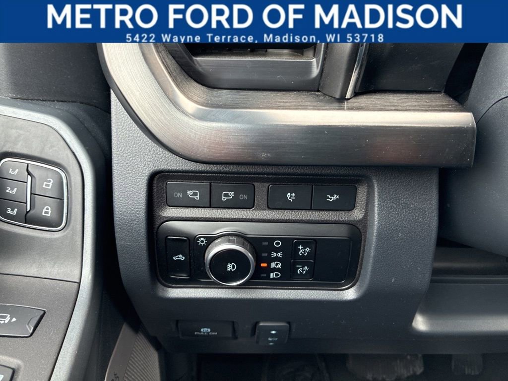 Certified 2024 Ford F350 Lariat w/ Lariat Ultimate Package image 39