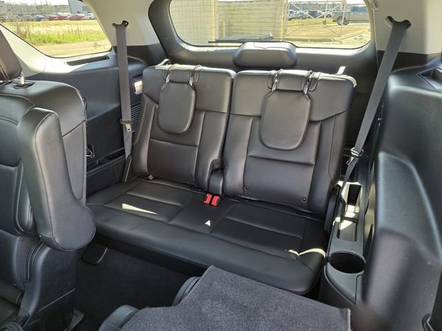 Certified 2022 Ford Explorer XLT w/ Equipment Group 202A image 17