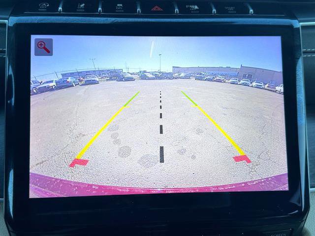 Used 2023 Jeep Grand Cherokee Limited image 24