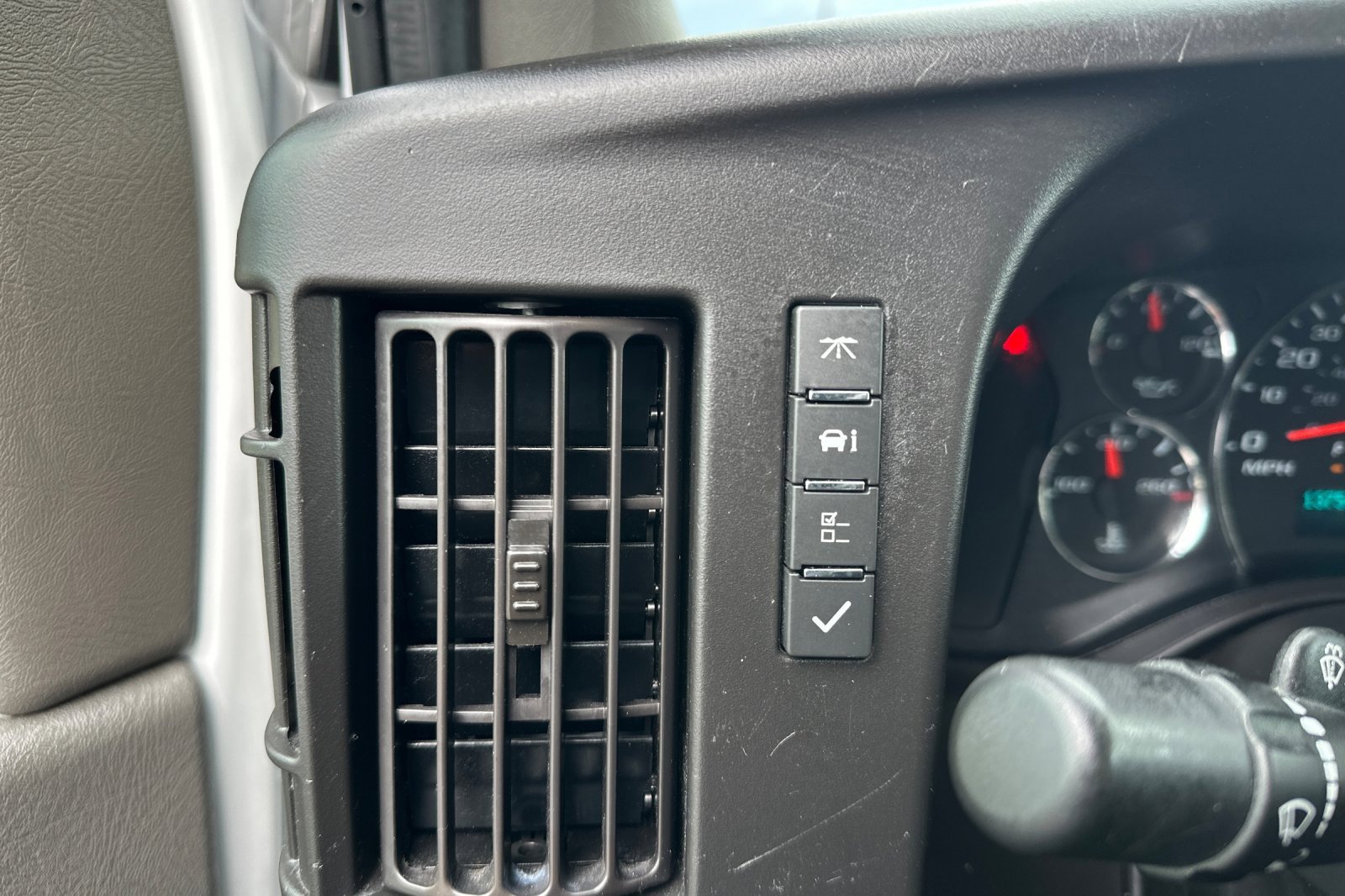 Used 2023 Chevrolet Express 2500 w/ Driver Convenience Package image 30