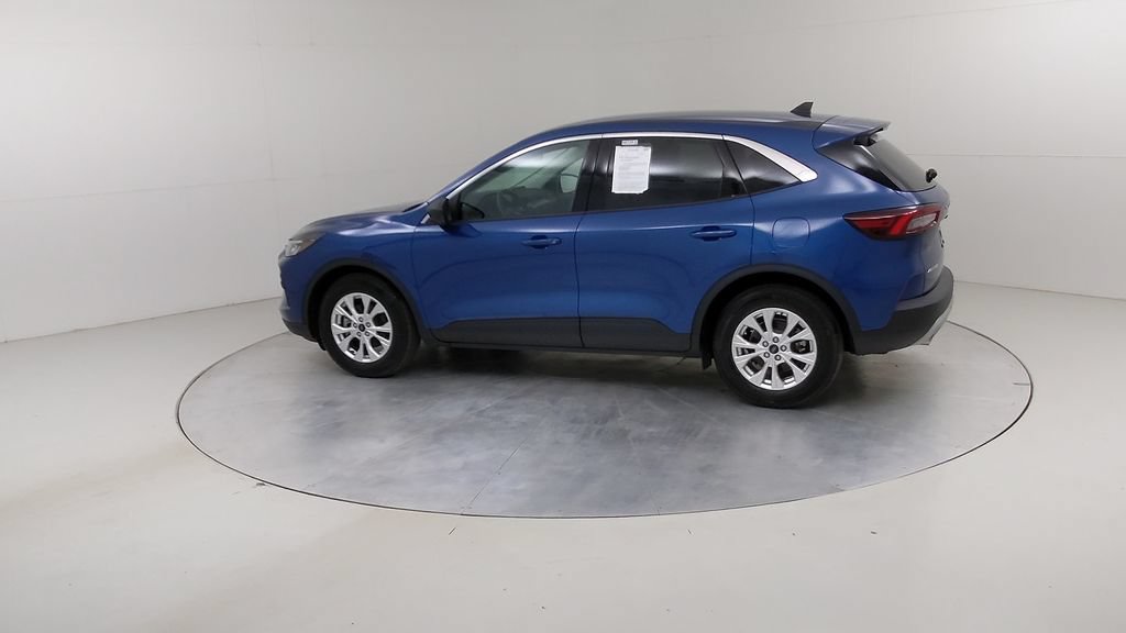 Certified 2023 Ford Escape Active FWD image 17