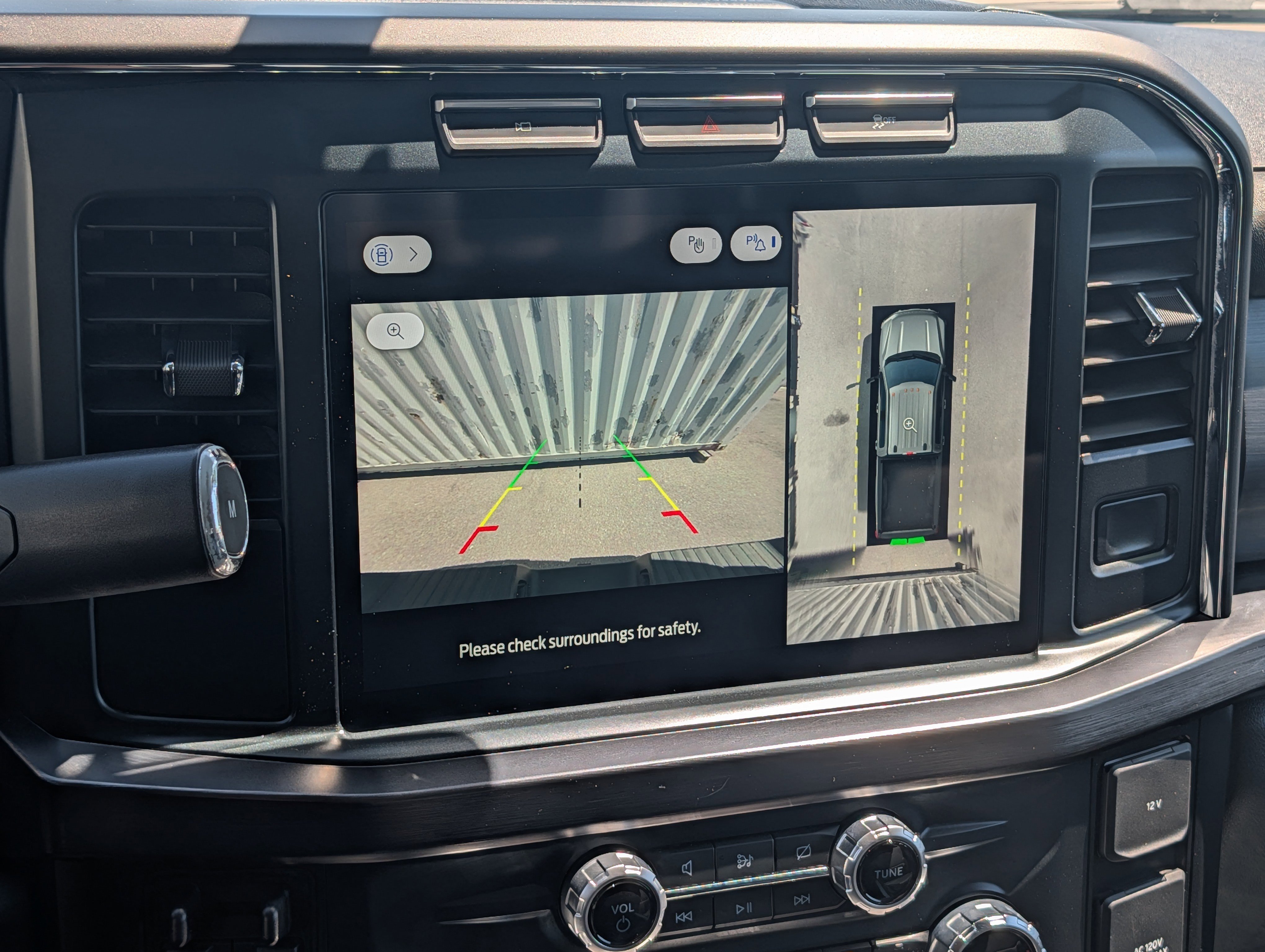Certified 2023 Ford F250 Lariat AWD/4WD image 34