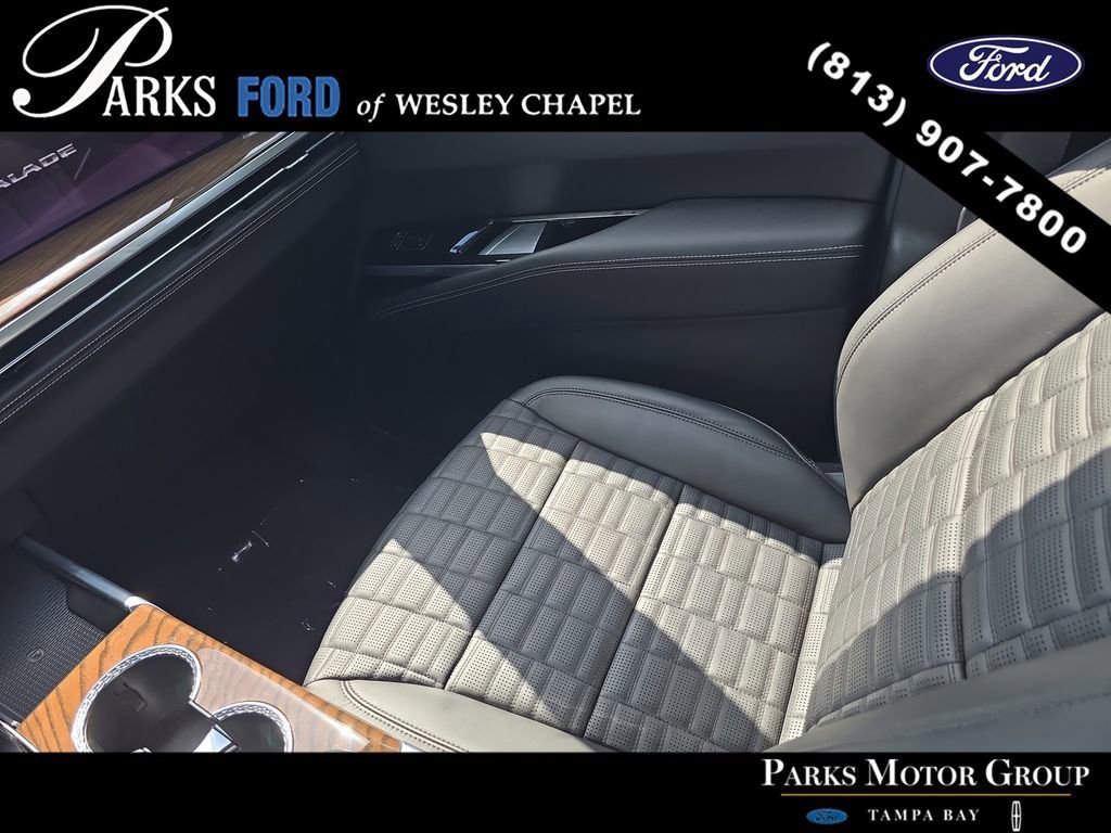Used 2025 Cadillac Escalade ESV Sport Platinum w/ LPO, ONYX Package image 14