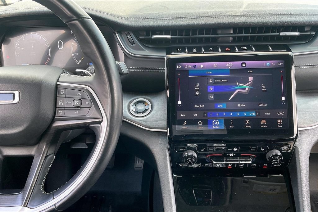Used 2021 Jeep Grand Cherokee L Limited AWD/4WD image 5
