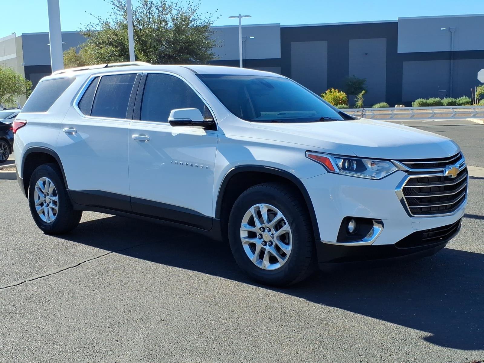 Used 2020 Chevrolet Traverse LT FWD image 7