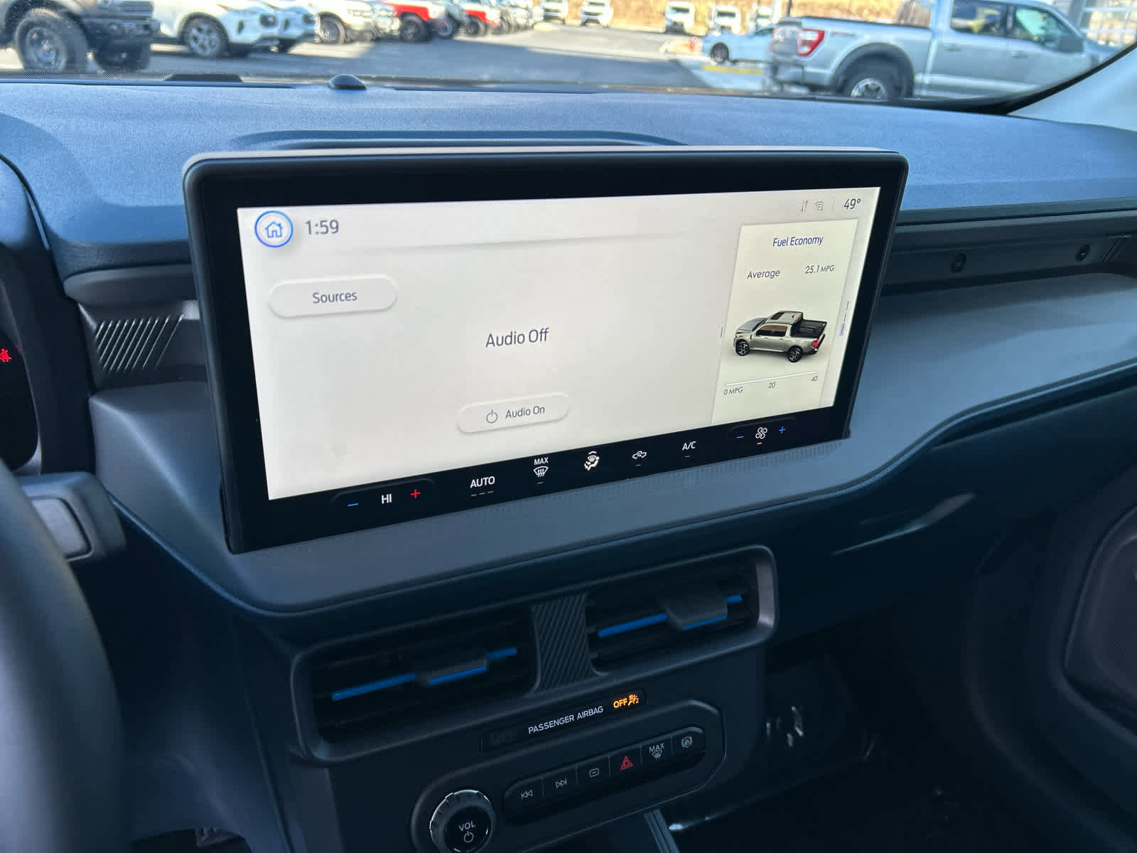 Certified 2025 Ford Maverick Lobo image 37