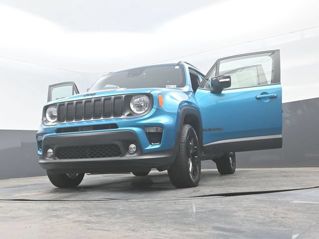Used 2022 Jeep Renegade Altitude w/ Convenience Group AWD/4WD image 31