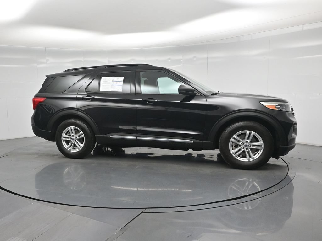 Certified 2022 Ford Explorer XLT RWD image 22