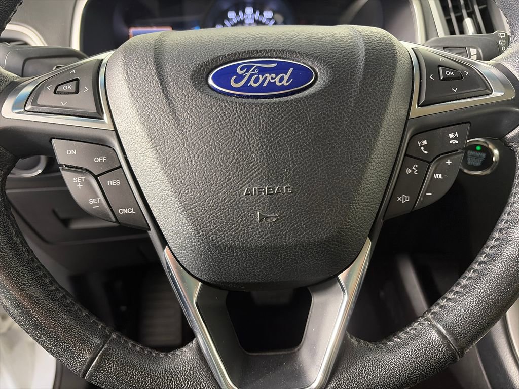 Certified 2017 Ford Edge SEL w/ Equipment Group 201A AWD/4WD image 16