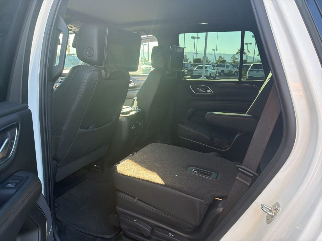 Used 2022 Chevrolet Tahoe Z71 w/ Z71 Off-Road Package image 4