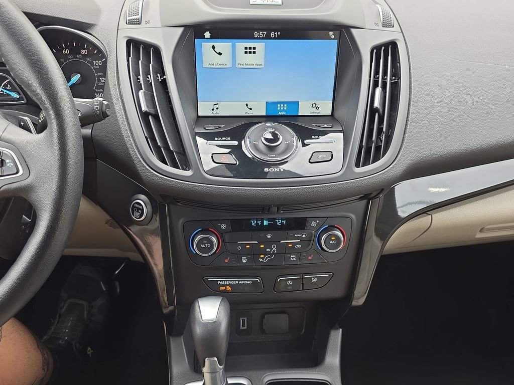 Certified 2017 Ford Escape Titanium FWD image 18