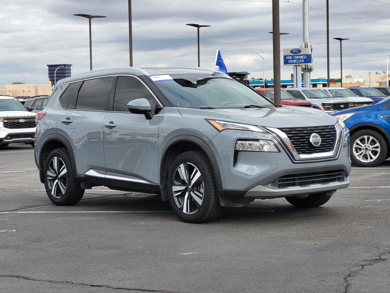 Used 2021 Nissan Rogue SL w/ Premium Package AWD/4WD image 3