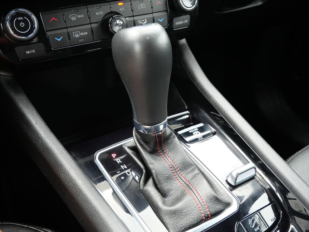 Used 2024 Jeep Compass Trailhawk image 31