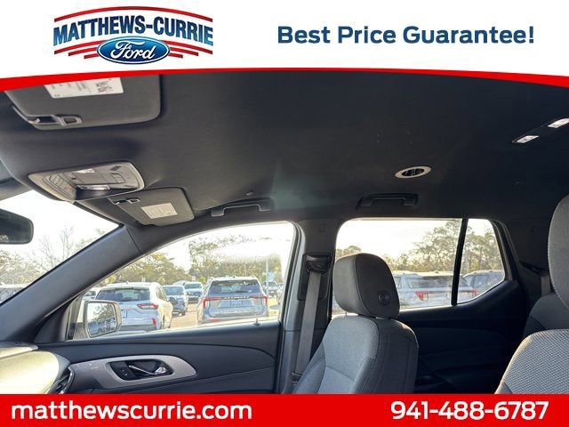 Used 2022 Chevrolet Traverse LT image 11