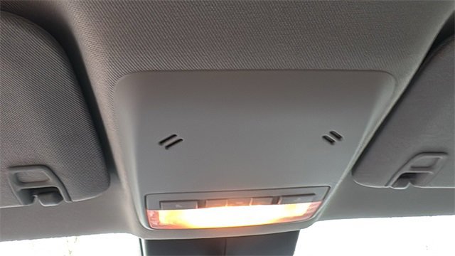 Used 2021 Chevrolet Trax LT w/ Driver Confidence Package image 23