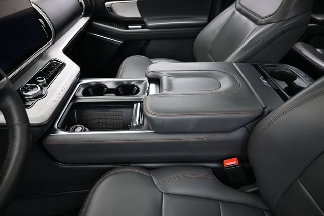 Certified 2025 Ford Expedition Active AWD/4WD image 28
