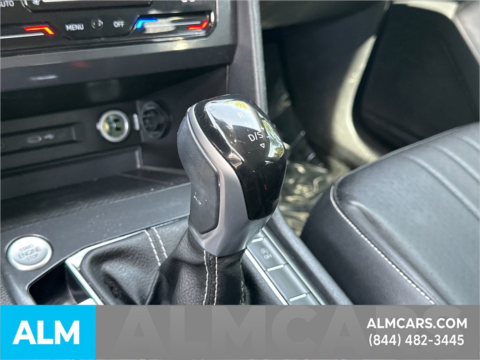 Used 2022 Volkswagen Tiguan SE FWD image 39