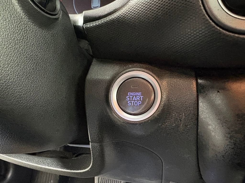 Used 2022 Hyundai Kona Limited w/ Cargo Package image 23