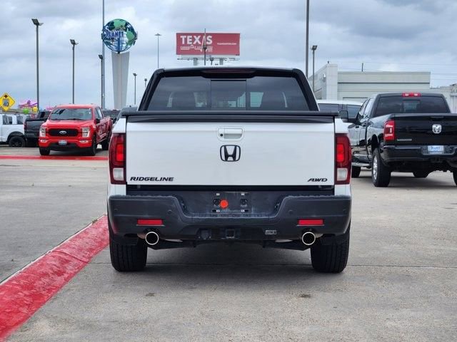 Used 2023 Honda Ridgeline Black Edition image 6