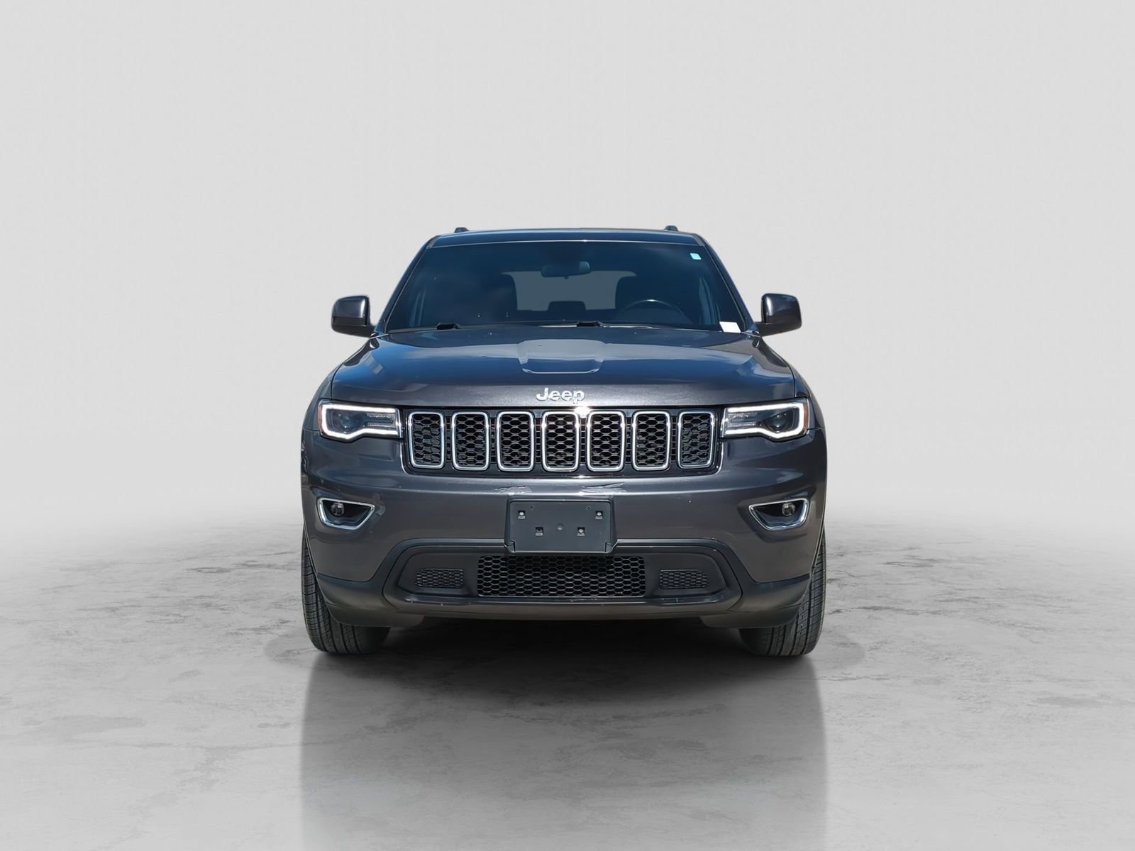 Used 2021 Jeep Grand Cherokee Laredo X image 12
