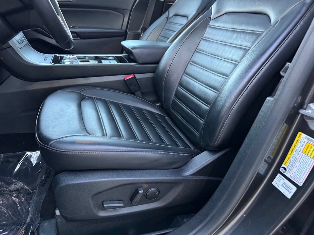 Certified 2020 Ford Edge SEL w/ Convenience Package AWD/4WD image 6