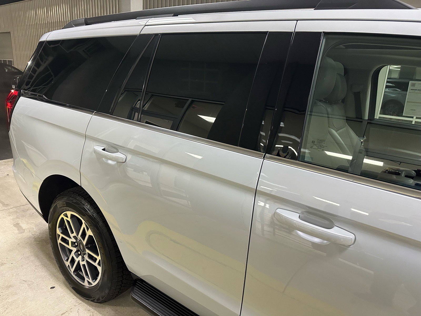 Certified 2025 Ford Expedition Active image 3